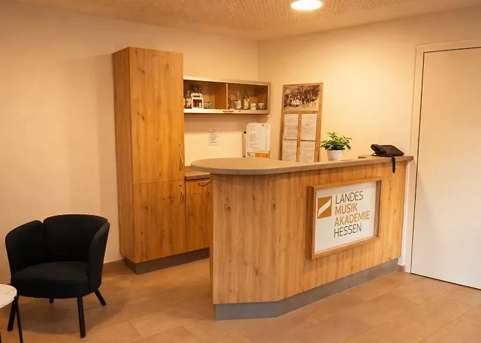 Landesmusikakademie Hessen Ez Bed & Breakfast 3*